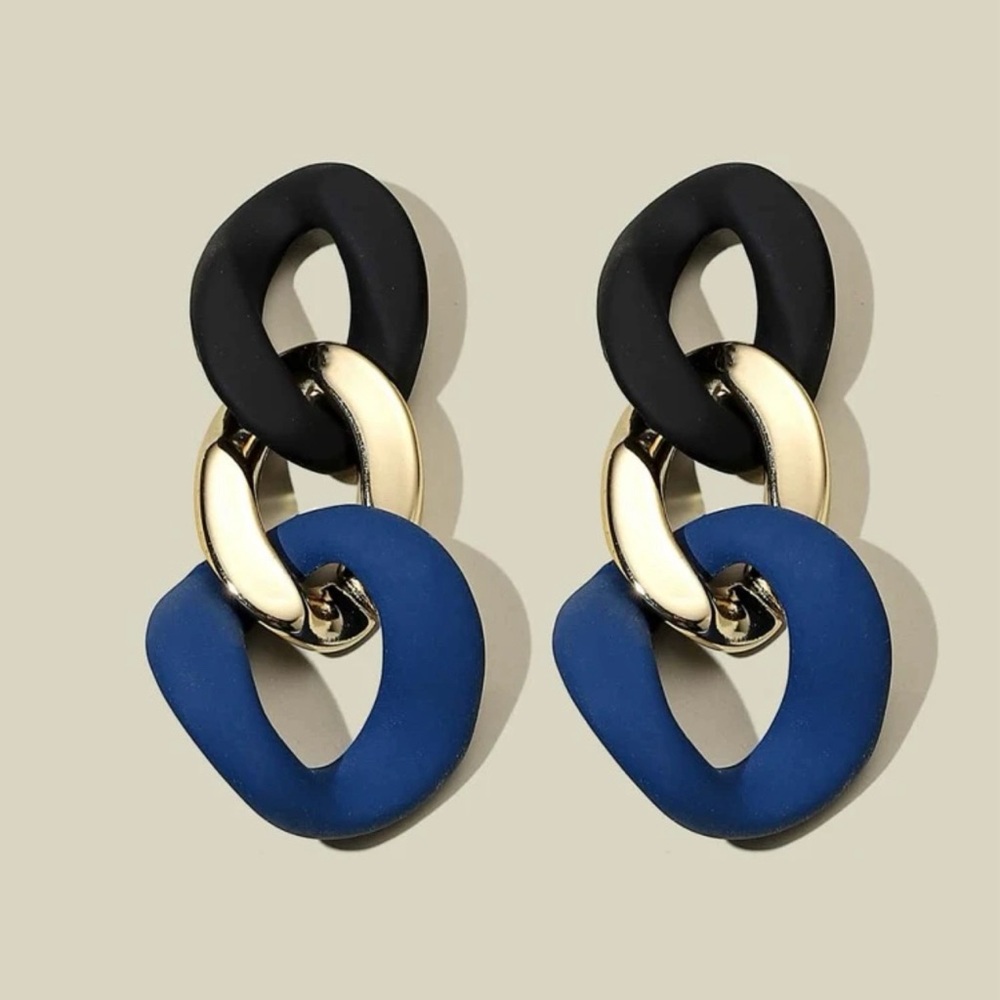 Color Block Chain Link Earrings - Picture 2 of 4